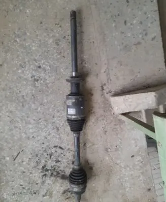 Jeep Cherokee Rear driveshaft