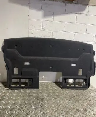 Audi A8 S8 D4 4H Trunk separation 4H0867437D 00447363