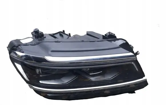 Volkswagen Tiguan Headlight/headlamp 5NB941082D