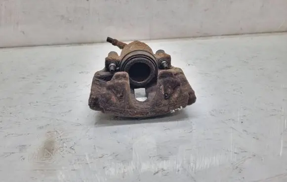 Skoda Octavia Mk2 (1Z) Front brake caliper