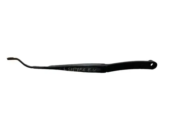 Hyundai Santa Fe Front wiper blade arm