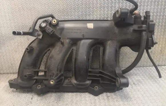 Mercedes-Benz C W203 Intake manifold 2711401101