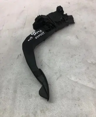 Peugeot 2008 II Accelerator throttle pedal 9837891880