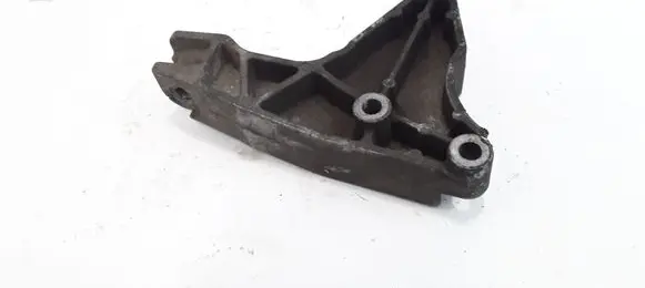 Opel Astra H Engine mounting bracket 13125625
