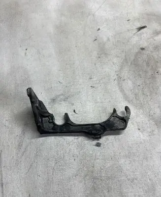 Mercedes-Benz E W212 Air filter cleaner box bracket assembly 211410102