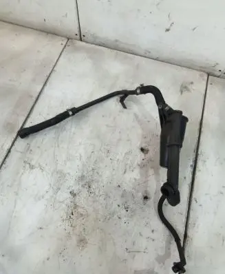 Vauxhall Astra J Oil breather separator 55567249