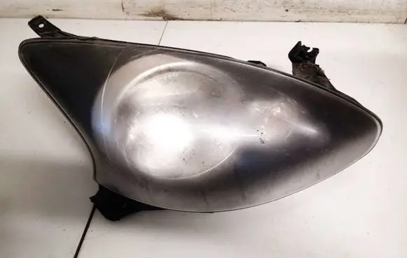 Toyota Aygo AB10 Headlight/headlamp 811300h011 81130-0h011
