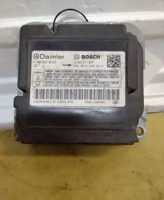 Mercedes-Benz Sprinter W906 Airbag control unit/module A0009004802 0285011847