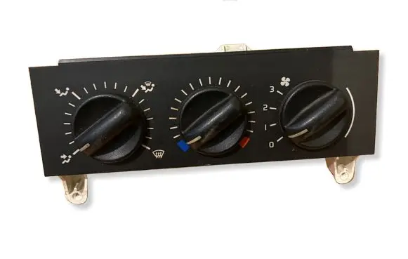 Renault Master II Climate control unit A64CH 133761F 101052
