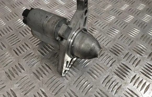 Toyota Yaris Starter motor 281000Y090 4280008434