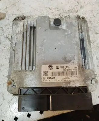 Volkswagen PASSAT CC Engine control unit/module 03L907309 1039S24297 0281015029