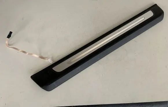 Audi Q7 4M Front sill trim cover 4M0947406