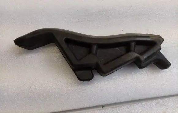 Toyota Yaris XP210 Fender foam support/seal 53154K0020