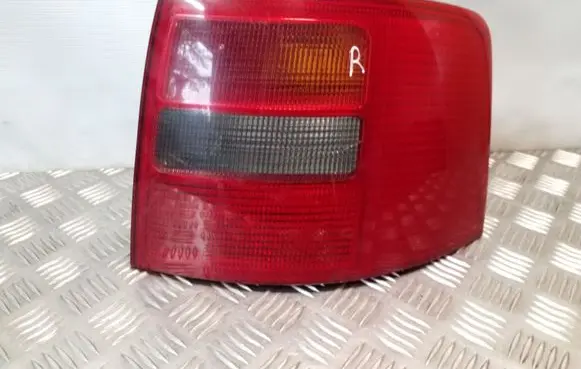 Audi A6 S6 C5 4B Rear/tail lights 4B9945096