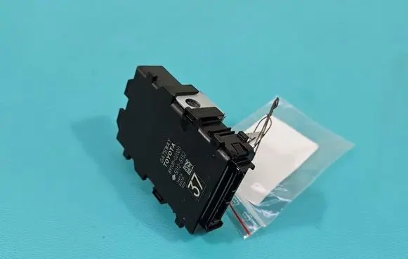 Toyota Corolla E160 E170 Central body control module 8910002020 IMPRK1566390