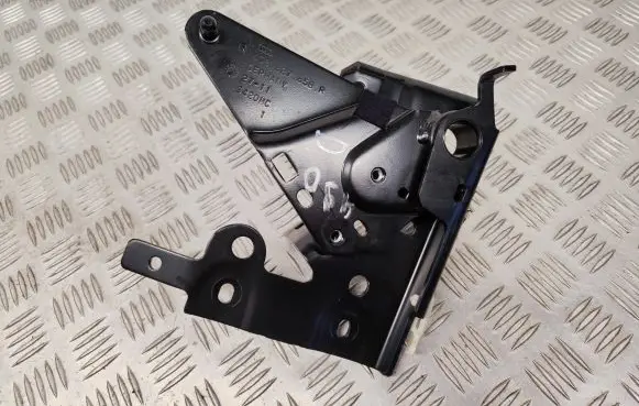 Audi A7 S7 4G Tailgate/trunk/boot hinge 4G8827858R