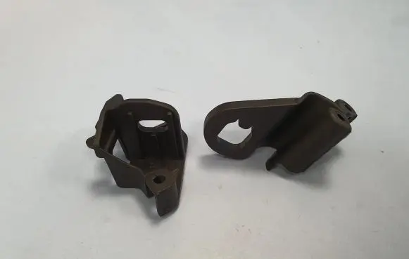 Audi A5 8T 8F Headlight/headlamp mounting bracket 8T0998122A