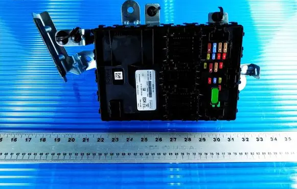 Ford Fiesta Central body control module A13406947 H1BT18C815VK