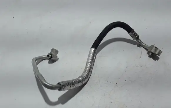 Chrysler Pacifica Air conditioning (A/C) pipe/hose 68227756AC