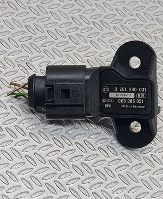 Volkswagen Polo IV 9N3 Air pressure sensor 06B906051 0261230031