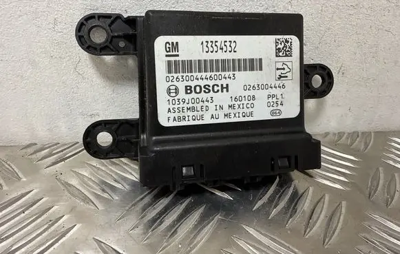 Opel Mokka Parking PDC control unit/module 13354532 1039J00443