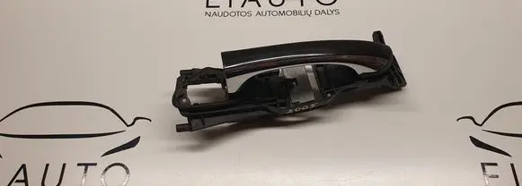 Front door exterior handle/bracket