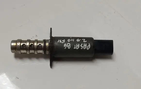 Volkswagen PASSAT B6 Camshaft vanos timing valve 13150307G