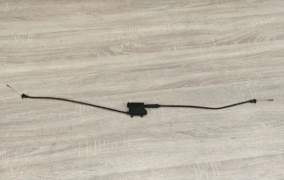 Audi A7 S7 4G Engine bonnet/hood lock release cable 4G0823531A