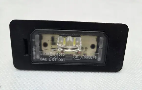 BMW X3 F25 Number plate light 7193293