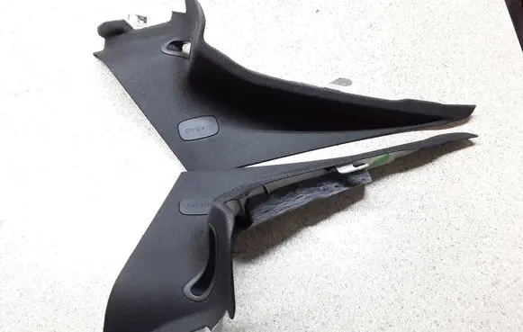 Mercedes-Benz C AMG W205 (C) pillar trim A2056907525 A2056907625