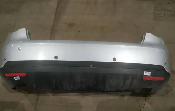 Volkswagen Jetta V Rear bumper PILKAS