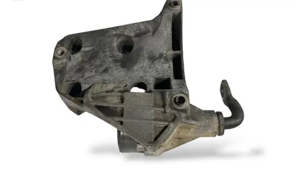 BMW 5 E60 E61 A/C compressor mount bracket 7786708 64557786708