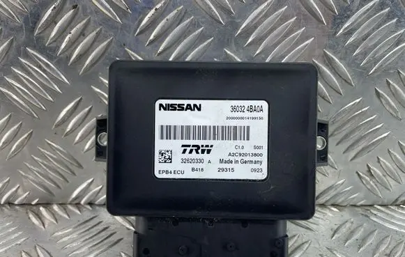 Nissan Qashqai Hand brake control module 360324BA0A