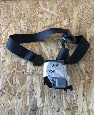 BMW X6 E71 Front seatbelt 2716104109 1022810301