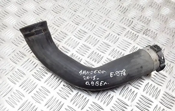 Dacia Sandero Intercooler hose/pipe 6670974