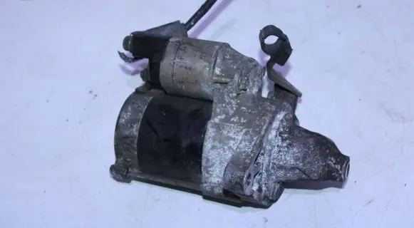 Toyota Yaris Starter motor 281000Q080 4280008670 2810000080