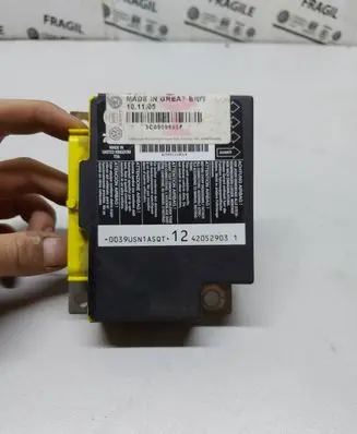 Volkswagen PASSAT B6 Airbag control unit/module 3C0909605F
