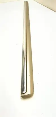 Volkswagen PASSAT B7 Front door trim (molding) 3AA854939A