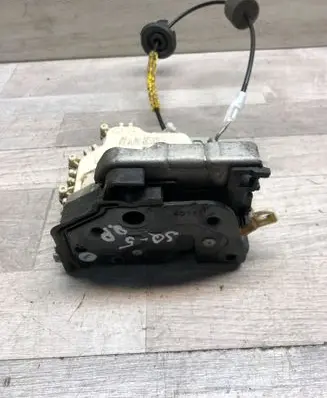 Audi Q5 SQ5 Front door lock 8J1837016
