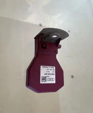 Audi Q2 - Aerial GPS antenna 4M0035507 920391011