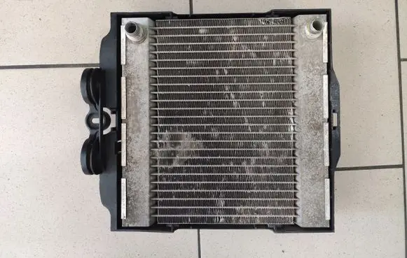 BMW 7 F01 F02 F03 F04 Coolant radiator 78056307806190