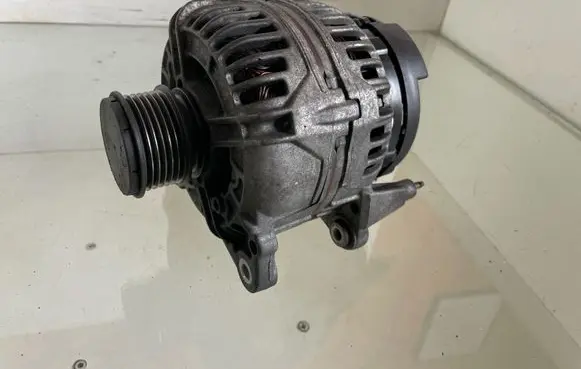 Audi A3 S3 8L Generator/alternator 028903028E 0124515010