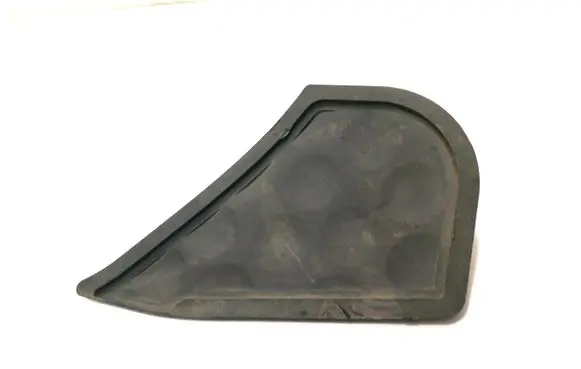Audi Q3 8U Other under body part 8U0825961