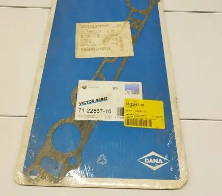 Mercedes-Benz 250 280 W108 Other engine bay part 1161412480 1161411880 71-22867-10