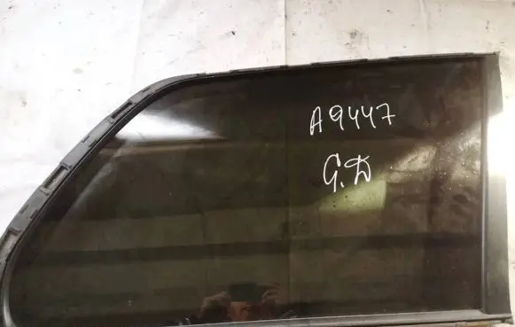 Volvo XC90 Rear side window as3