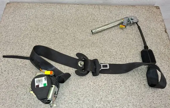 Citroen C4 Grand Picasso Front seatbelt 98010201XX 008R000 626070800