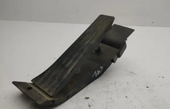 BMW 5 E60 E61 Accelerator throttle pedal 6766930