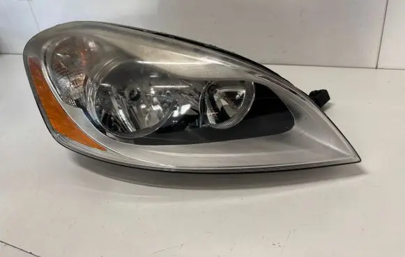 Volvo XC60 Headlight/headlamp 30763146 30763145RH 89902803