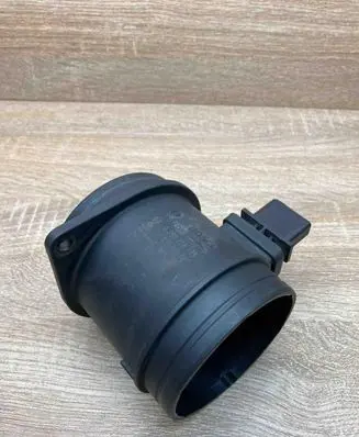 Audi Q7 4L Mass air flow meter 03H906461 0280218175