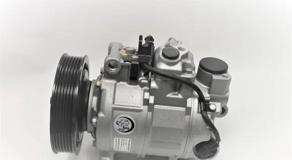 Audi A6 S6 C6 4F Air conditioning (A/C) compressor (pump) 447220-8412